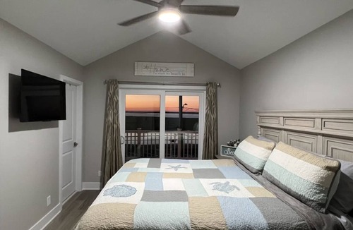 Anglesea House | End of Summer Blowout Deals, New Bayfront Home, North Wildwood, Stunning Sunsets