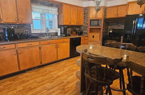 Hazleton House | Enjoy easy access to this 4 Bedroom smart home in downtown Hazleton PA.