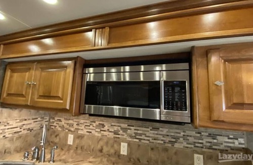 Bunnell House | Enjoy your stay in luxury at Grange for PSU Tailgate, or our lot Bellefonte