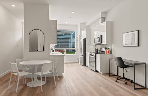 Kensington Apartment | Enjoyable 2-bedroom apartment with AC in vibrant Philadelphia