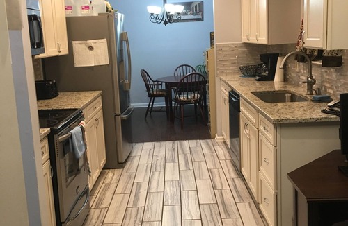 Clinton House | Entire Cozy House close to MGM, DC, Virginia
