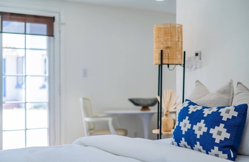 Roosevelt Apartment | Entire Studio | Private Entrance | Sleeps 2