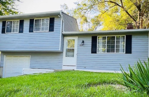 Reynolds Corners House | Entire West Toledo Home near Everything