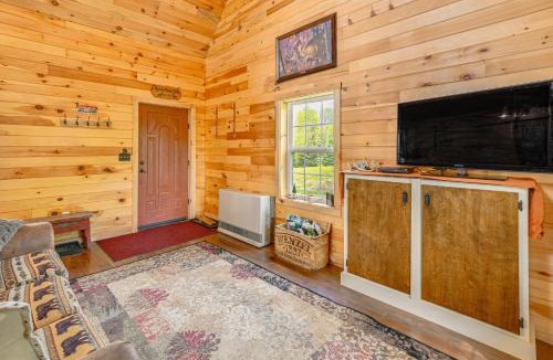 German House | Escape to Nature Secluded McDonough Cabin!