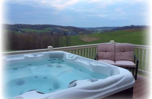 Dundee House | Escape To Our Clean Quiet Fully Furnished Cabins Nestled In Amish Country