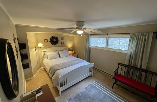Andover Cottage | Escape to your own private cove! Year round enjoyment at this lakefront cottage!