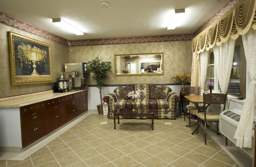 Upper Marlboro Hotel | Executive Inn And Suites
