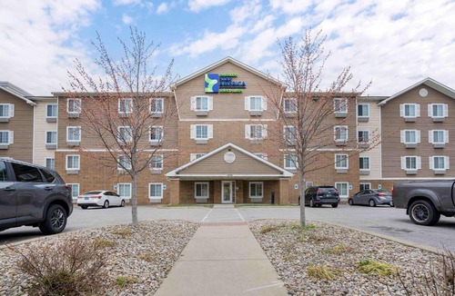 Louisville Hotel | Extended Stay America Select Suites - Louisville - Airport