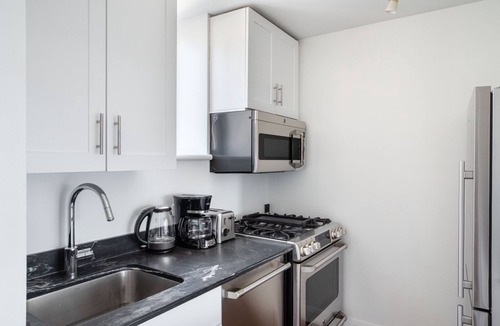 Gramercy Apartment | Fab Gramercy Park 1BR w/Gym, Doorman & W/D, nr MSG, by Blueground