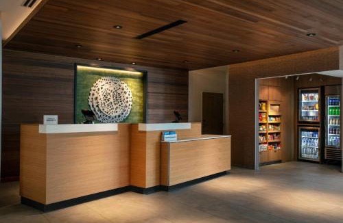 Quentin Hotel | Fairfield by Marriott Inn & Suites Lebanon Near Expo Center