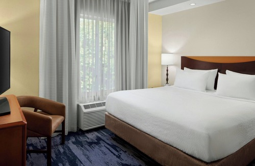 Carlisle Hotel | Fairfield Inn & Suites by Marriott Carlisle