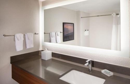 South Charleston Hotel | Fairfield Inn & Suites by Marriott Charleston