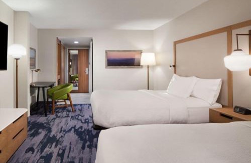 South Charleston Hotel | Fairfield Inn & Suites by Marriott Charleston