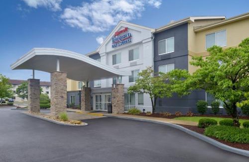 New Stanton Hotel | Fairfield Inn & Suites by Marriott Pittsburgh New Stanton