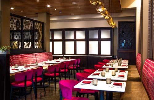 Gayborhood Hotel | Fairfield Inn & Suites by Marriott Philadelphia Downtown/Center City