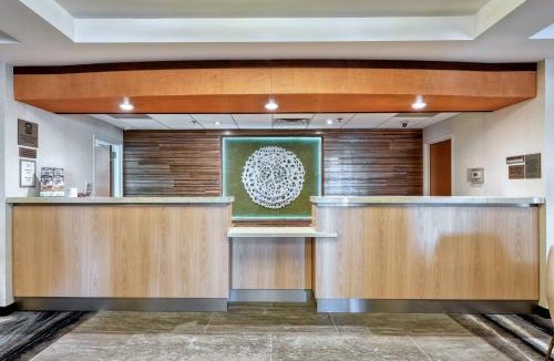 Avenel Hotel | Fairfield Inn & Suites Woodbridge