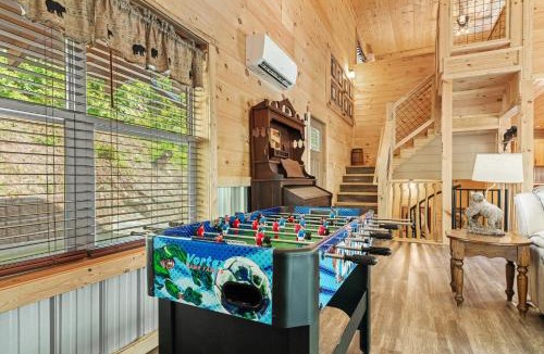 Chalet Village North House | Falling Brook