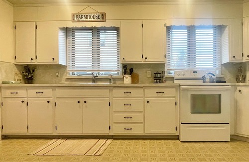 Gordonville House | Family-friendly, 1 mile from Intercourse Village and Kitchen Kettle PA