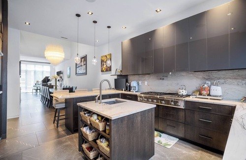 Rittenhouse Row House | Family Friendly Rittenhouse block