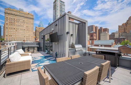 Rittenhouse Row House | Family Friendly Rittenhouse block