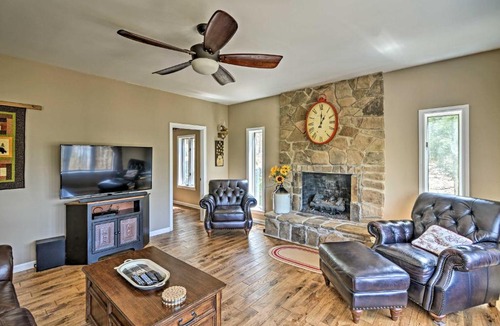 Alpine Lake House | Family-Friendly Terra Alta Home with Lake View!