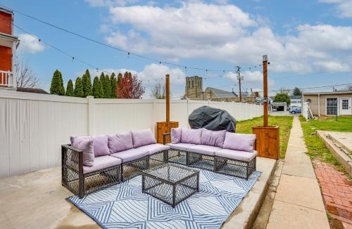 Columbia House | Family-Friendly Townhome with Patio in Columbia!