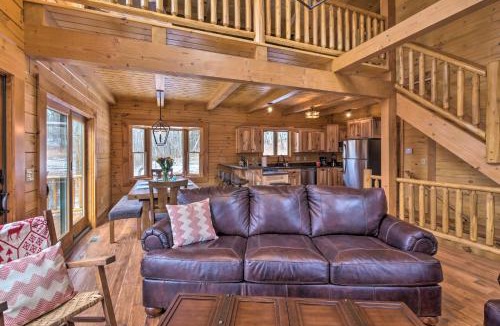Bladensburg House | Family-Friendly Warsaw Cabin with Deck and Fireplace!