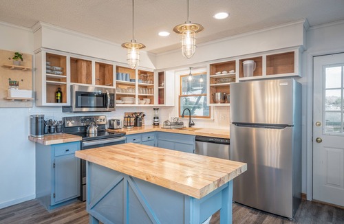 Onancock House | Family Friendly Waterfront Escape w/pier, gameroom, and fire pit!
