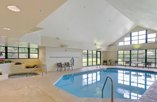 Pittman Center House | Family & Friends Getaway! 2 Serene Units, Near Ripley's Aquarium of the Smokies