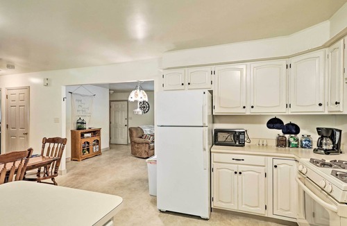 New Holland House | Family Home w/WiFi, 14 Mi to Dutch Wonderland!