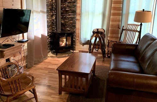 Marienville House | Farmhouse ∙ 2 bedrooms ∙ 5 guests