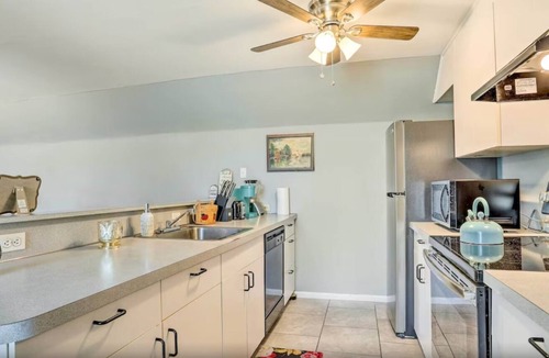 Sewell Apartment | Farmhouse apt that's another home away from home near Philadelphia!