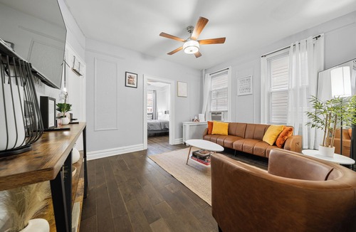 Jersey City Apartment | Fascinating apartment 10 min path and 20 min New York
