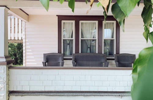 Williamsport House | Faxon Family Craftsman 3-bedroom house in Williamsport with AC, WiFi