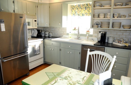 Harleysville House | Fieldstone Farmhouse Guest Suite