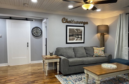 Lookout Valley Neighborhood Association House | Fire Pit -Base of Lookout Mtn -10 minutes to Chattanooga -5 minutes The Venue -High speed internet