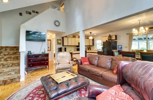 Long Pond House | Fire Pit, Kayaks and Hammocks Long Pond Home!