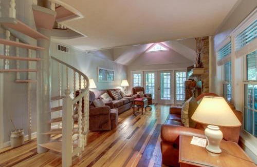 Sautee Nacoochee House | Four Cubs in the Creek