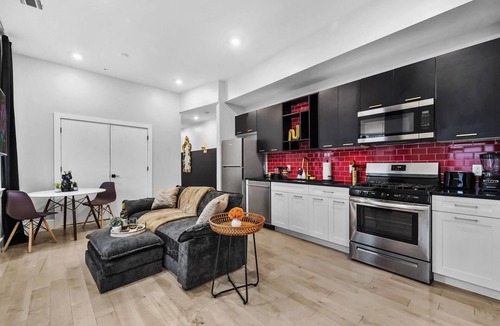 Ironbound District Apartment | Free Parking 4 Suites Near Downtown Newark