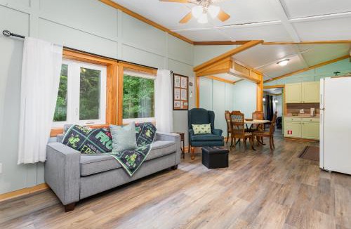 Logan House | Frog Hollow at Hocking Vacations