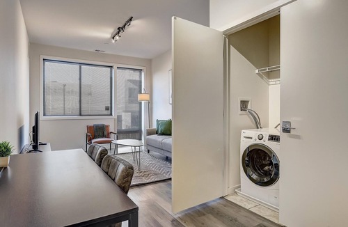Brewerytown Apartment | Frontdesk | 1 BR Apt by Brewerytown Square
