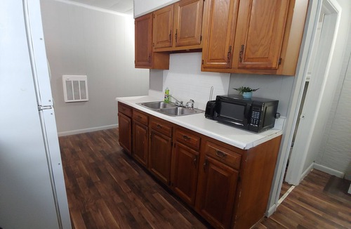 Bluewell Apartment | Fully Furnished Executive Rental Studio 1-Bath Pets Allowed