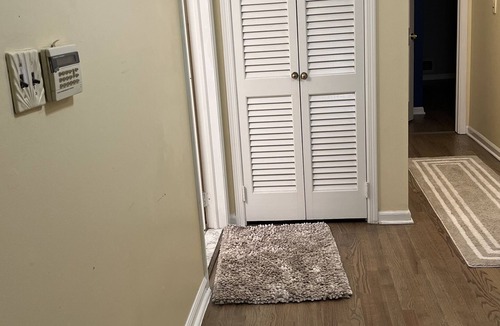 East Brunswick House | Fully furnished rooms with all the amenities