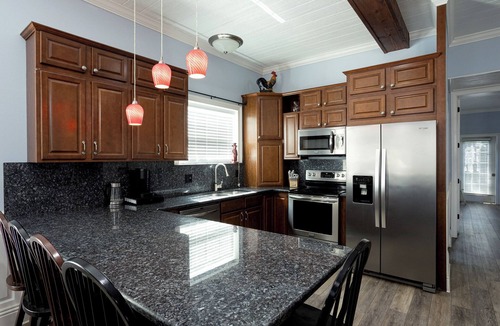Ormond Beach Cottage | FULLY SELF-CONTAINED COUNTRY COTTAGE