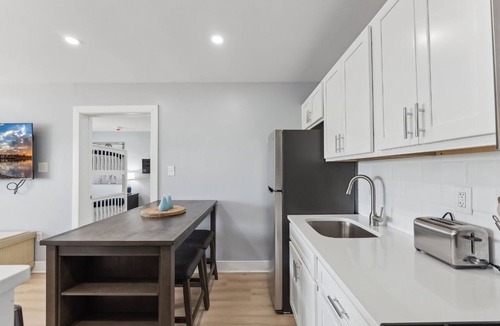 North Wildwood Condo | Fun Times & Tan Lines nNorth wildwood condo!