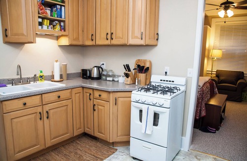 Forest Hills Apartment | Garden View Apartment, Large Studio - Perfect if you're on a budget!