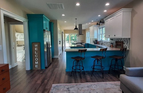 Buchanan House | Getaway and relax! Enjoy the James River with mountain views!