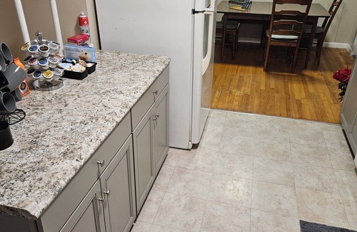 Glen Burnie House | Glen Burnie Hideaway - Pet friendly with easy access to multiple attractions.