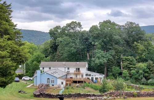 Delaware Water Gap House | 🏠Glenwood Home🏠 4 Bedroom -2 Bathroom-56 acres