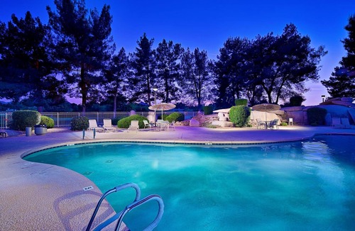 Paradise Valley Village Condo | Golf & Mountain Views, Prime Location, Enjoy 5 Pool Areas, and So Much More!